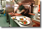 Kijkje in de keuken van Restaurant Santos
